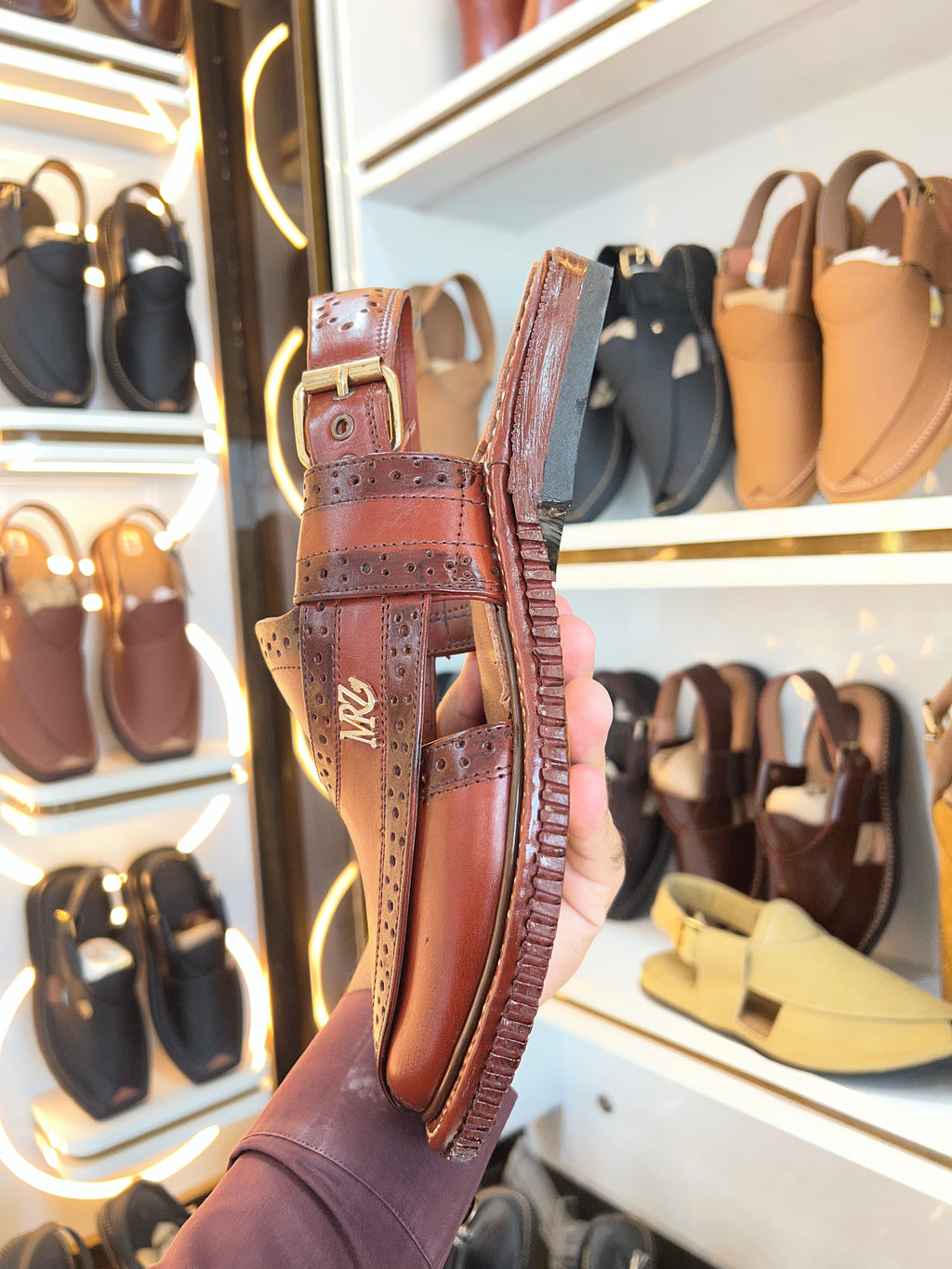 Norozi Chappal  - CP-108