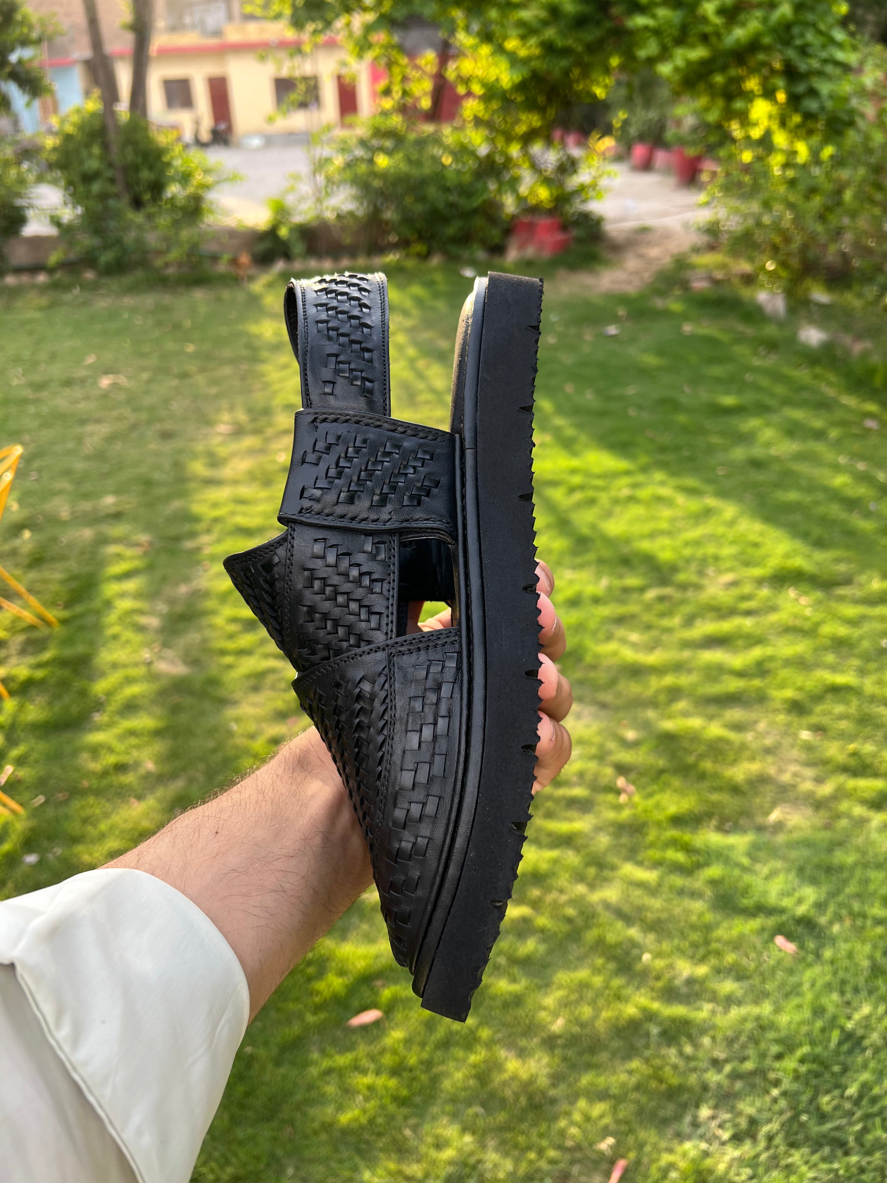 Air Wowen (Black )Sketcher Sole Peshawari Chappal